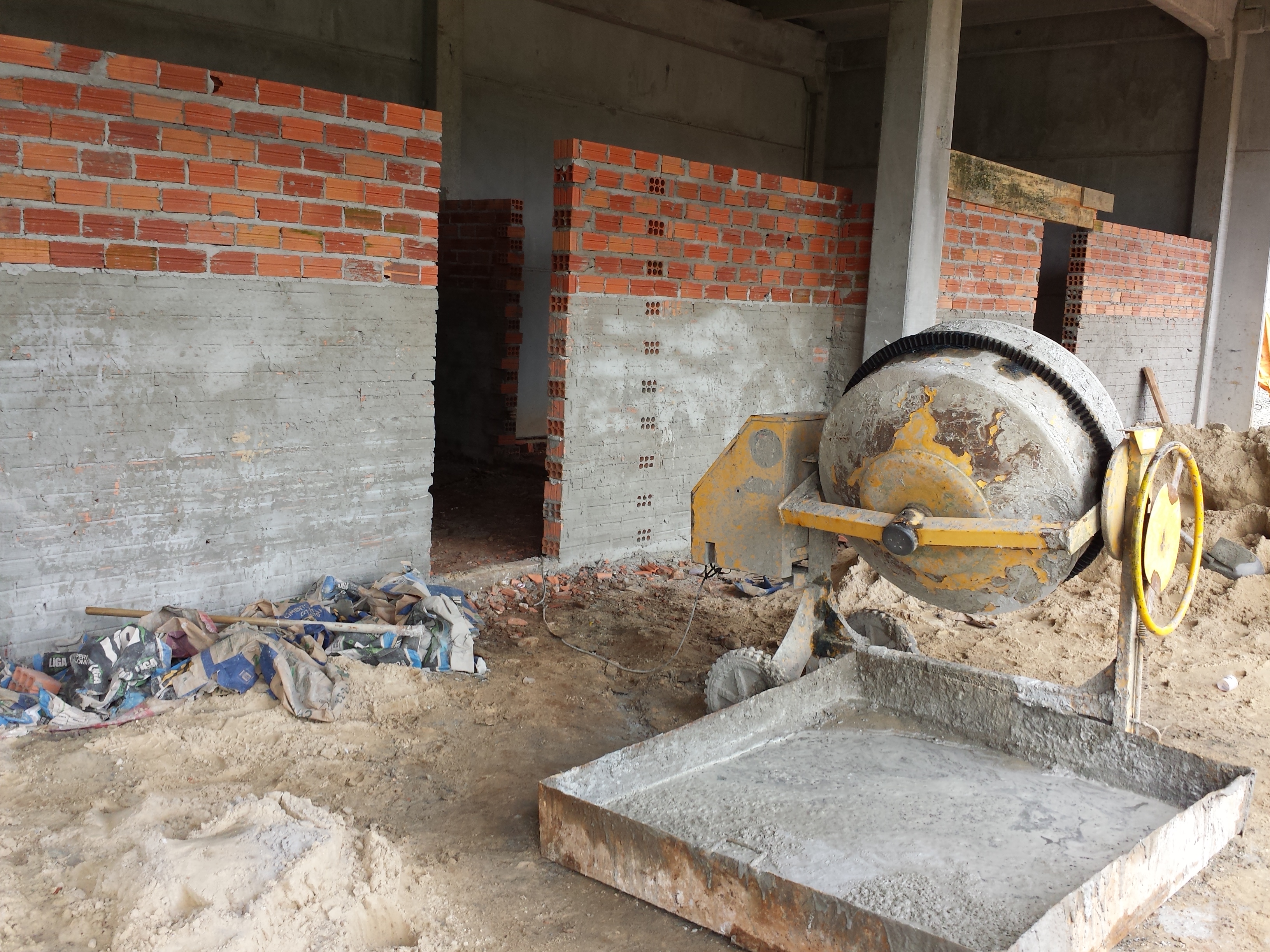 Montagem de barracão industrial — Ponta Grossa/PR (obra 2)