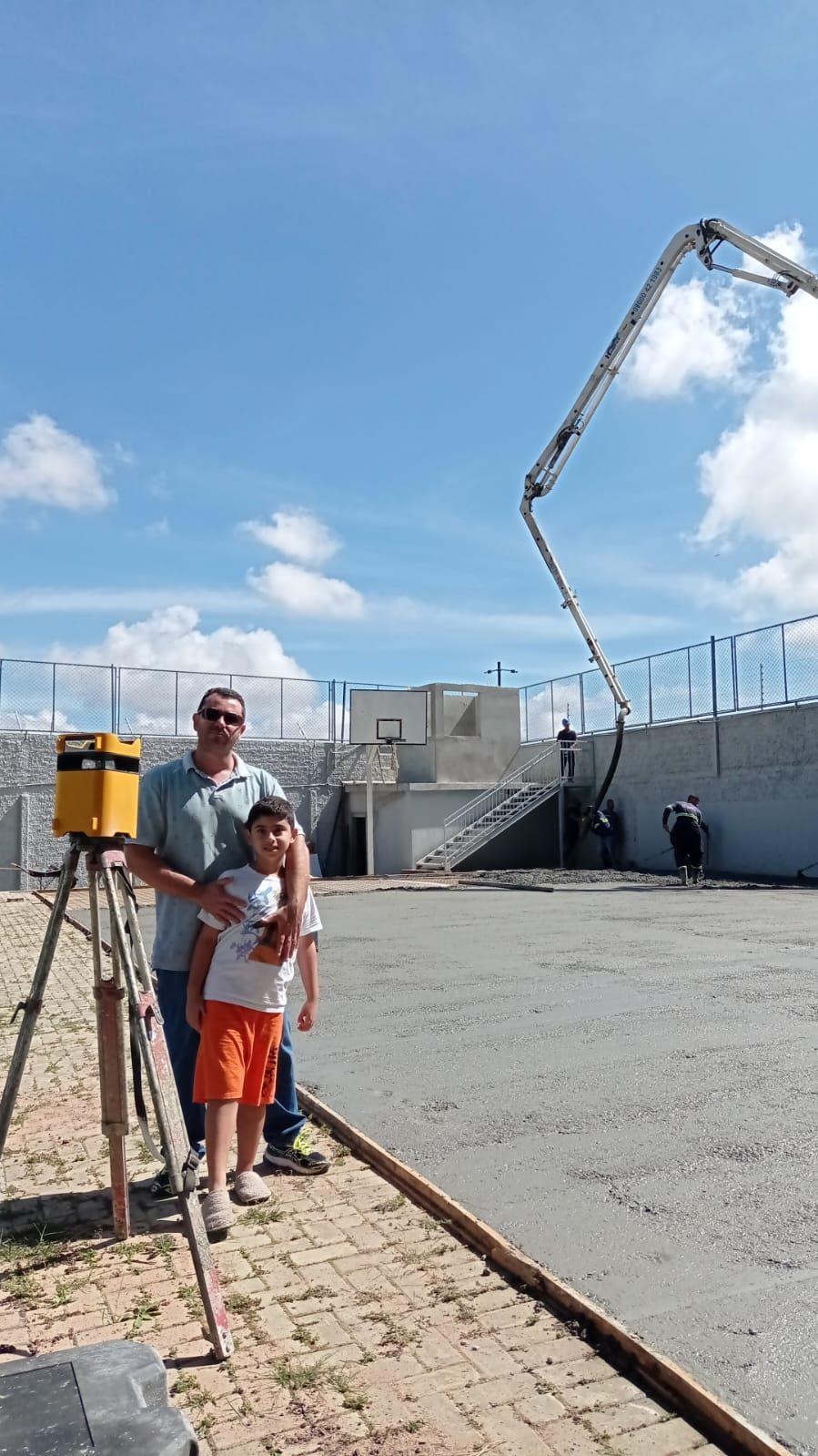 Quadra poliesportiva e guarita — condomínio, Ponta Grossa/PR
