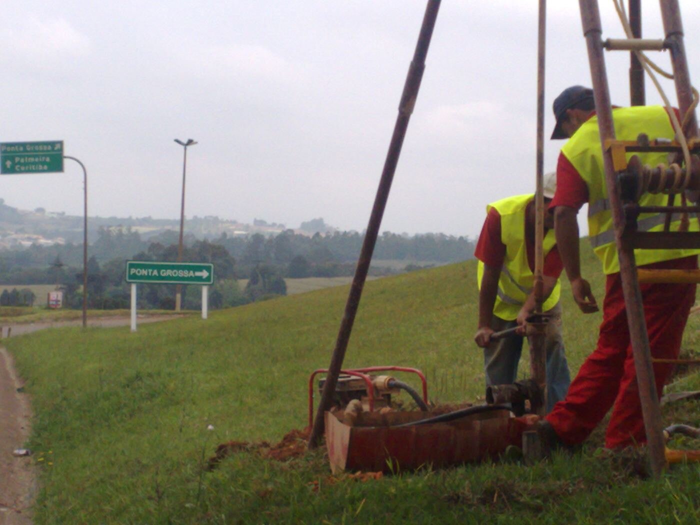 Projetos técnicos — traçado geométrico e obras de arte especiais