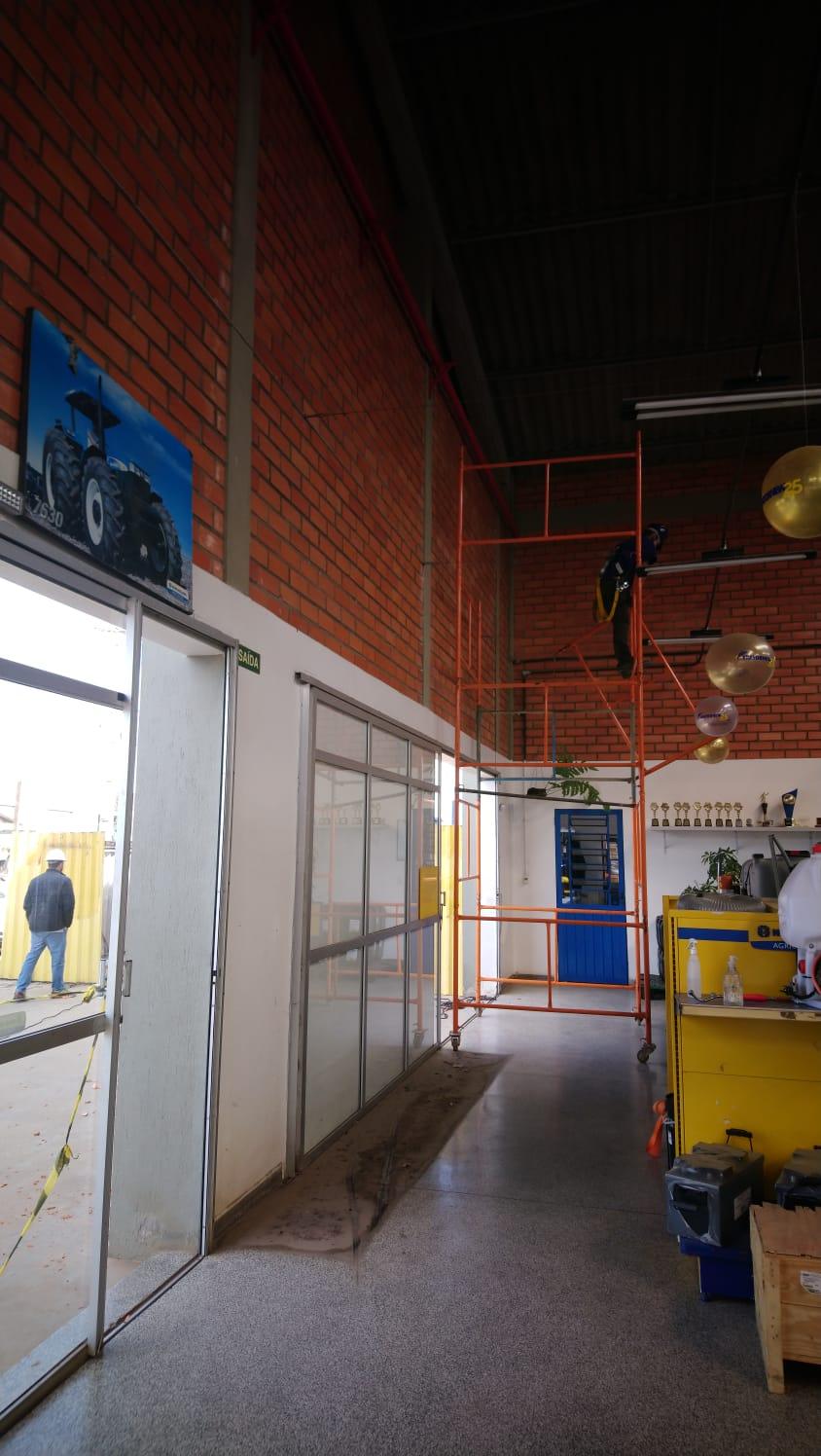 Obra industrial — Castro/PR