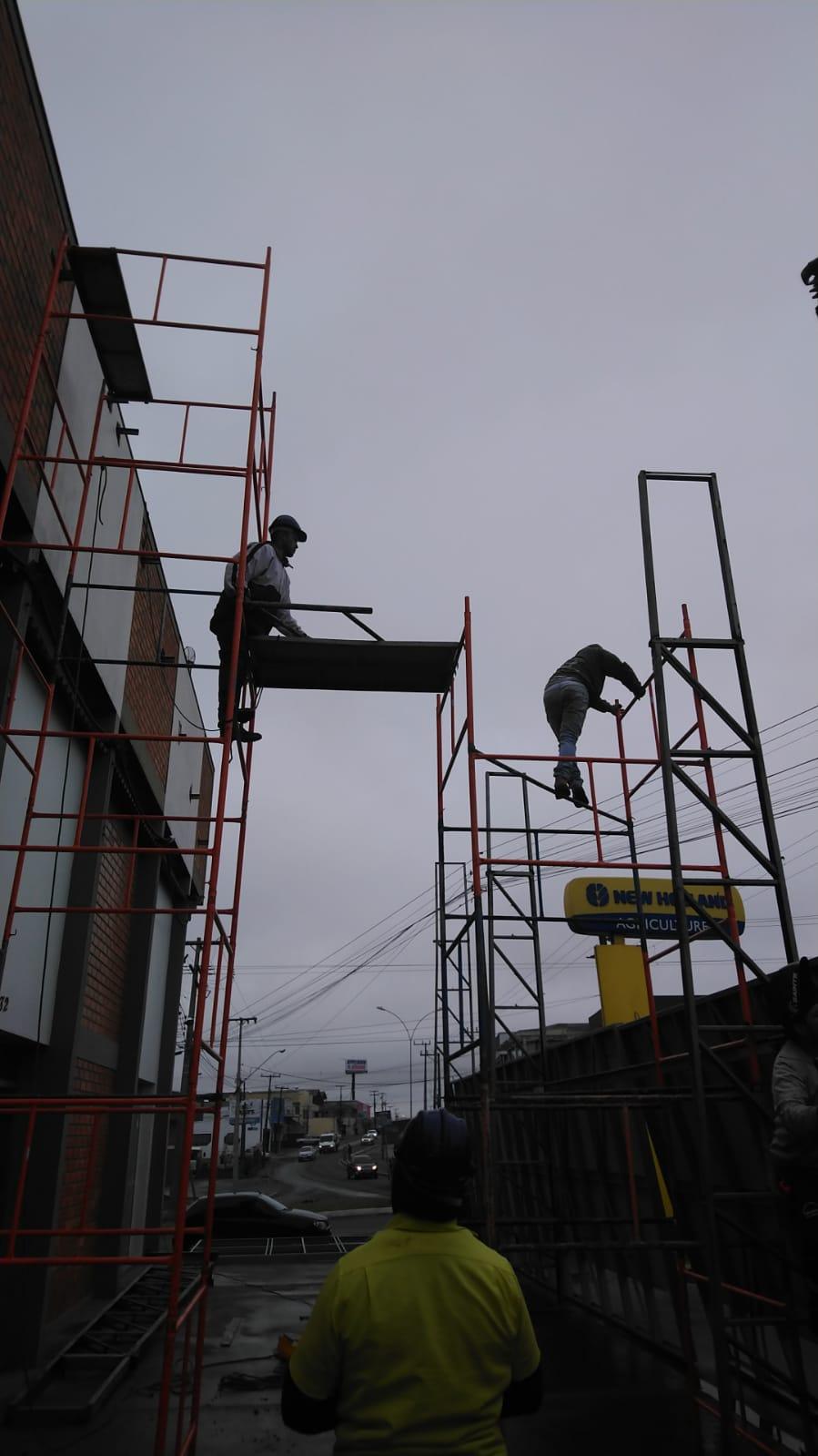 Obra industrial — Castro/PR